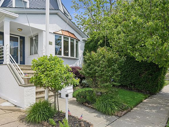 2nd image of 8 Hastings Road