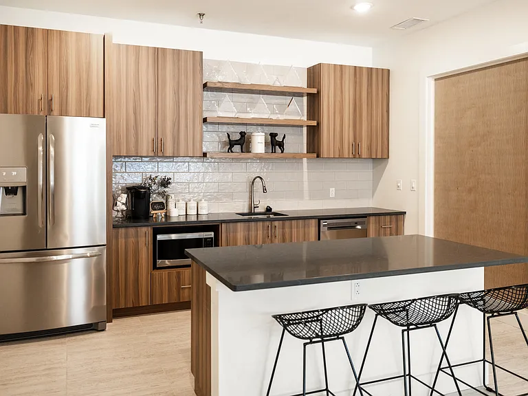 South Beach Apartments — Photo 30