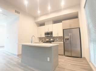 4025 Grand View Blvd TRLR 9, Los Angeles, CA 90066
