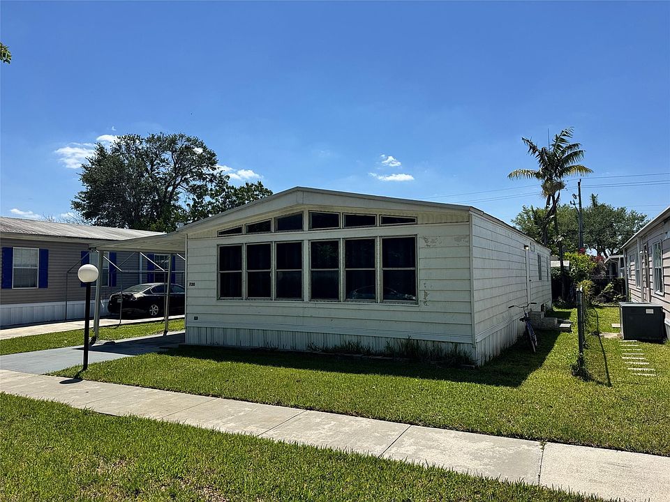 1st image of 720 NW 214th Avenue