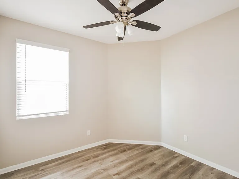 3849 Ivy Path — Photo 12