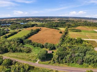 13 Townline Ave, Shakopee, MN 55379
