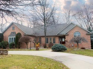 1316 S Redbud Dr, La Porte, IN