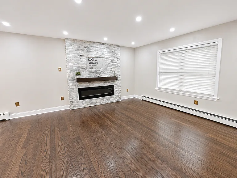 8 Bronson Dr — Photo 6