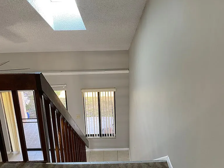 2738 Hunt Club Ln — Photo 18