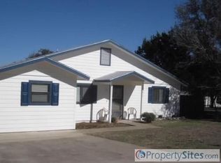 10613 Sunny Ln, Jonestown, TX 78645