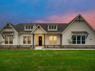 300 Big Bend Trl, Valley View, TX 76272