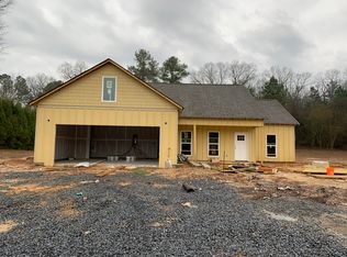 360 Peachtree Ln SE, Calhoun, GA 30701