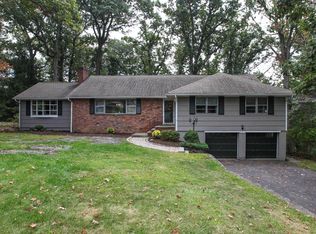42 Deer Trail Rd, North Caldwell, NJ 07006