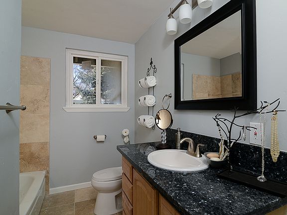 5th image of 8832 Jonnie Way