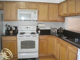 3rd image of 2600 Greenstone Blvd #102-101-1
