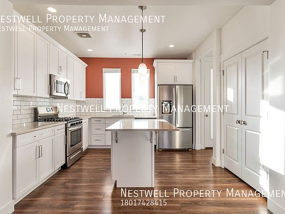 3rd image of 5052 W Duckhorn Dr