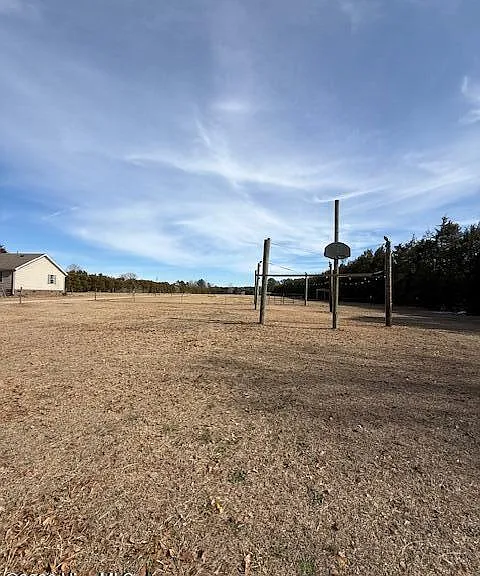 176 Old Fountain Rd — Photo 33