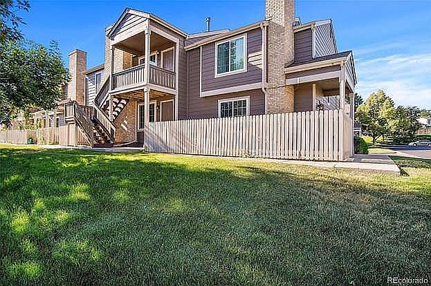 1st image of 935 Summer Dr