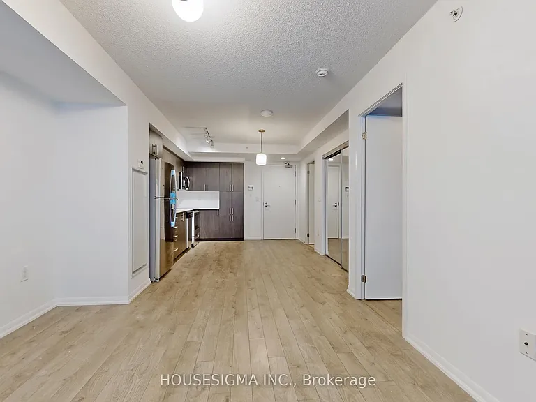 3091 Dufferin St #211 — Photo 7