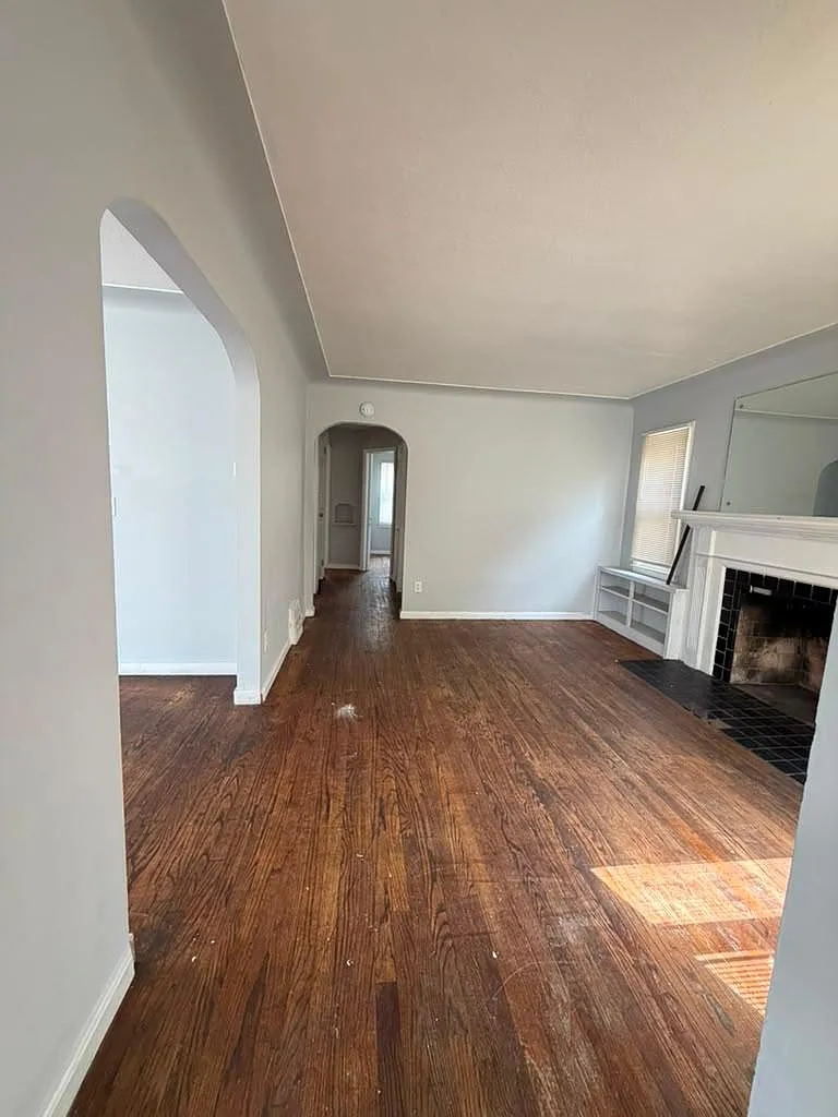 3 bed, 1092 sqft, $1,300 — Photo 4