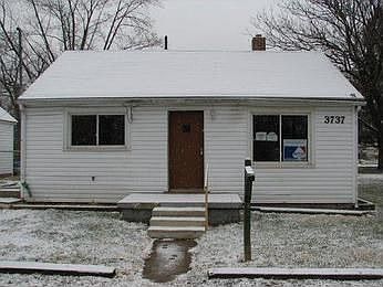 1st image of 3737 Michigan Ave