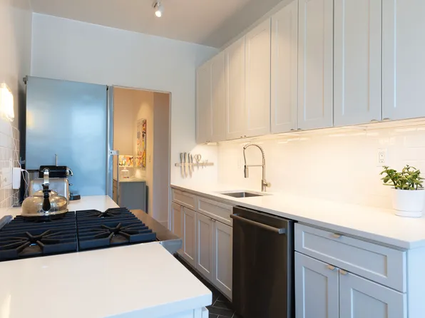 76-66 Austin Street image 18 of 26