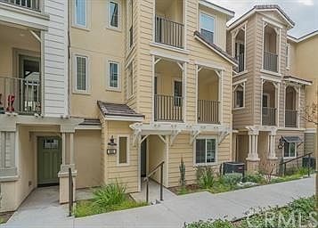 2nd image of 831 Sunburst Way Unit 13