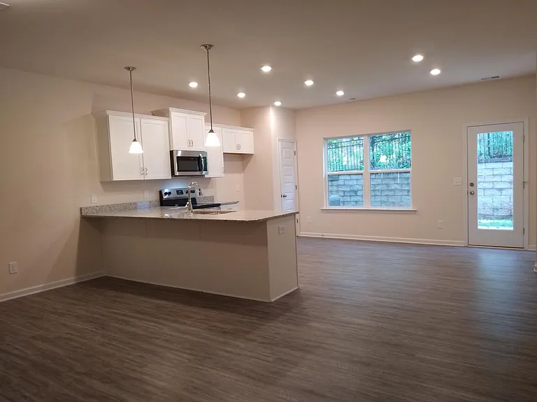 243 Centennial Cir — Photo 3