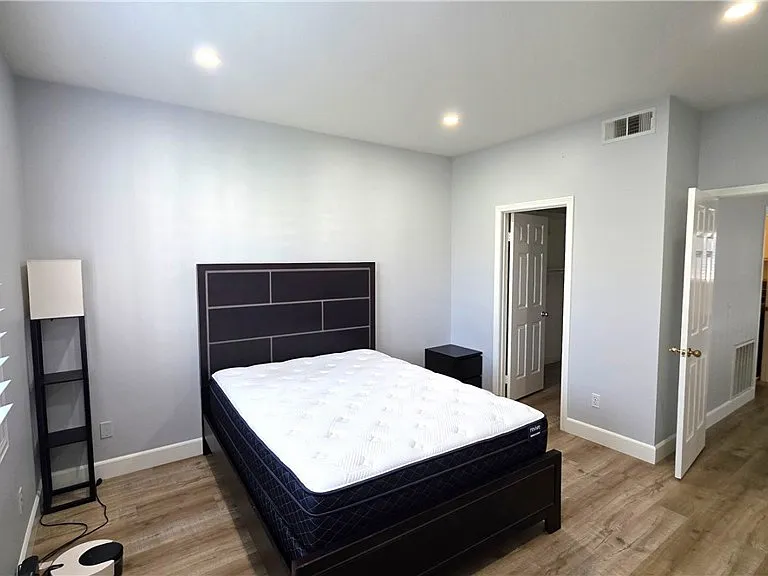 16348 Creekside Pl — Photo 13