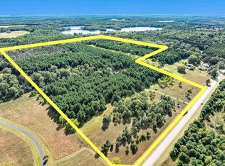Twin Lake Rd, Waupaca, WI 54981