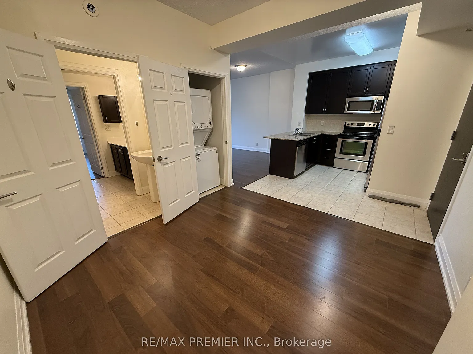 2 bed, $2,500 — Photo 4