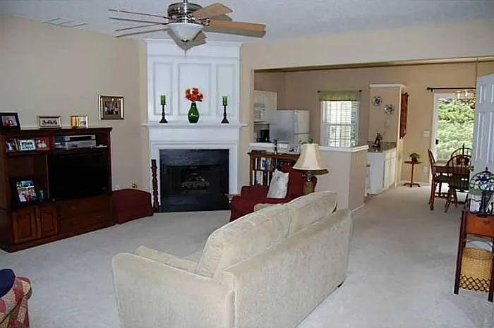 4645 Valais Ct #22 — Photo 3