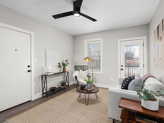 3rd image of 6008 Marmaduke Ave APT 1N