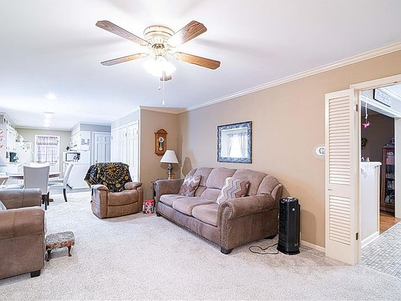 4th image of 2910 Joslin Ln