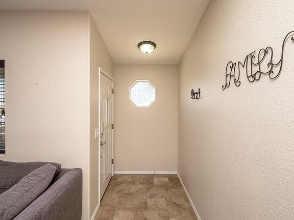 4th image of 3368 Sheik Dr