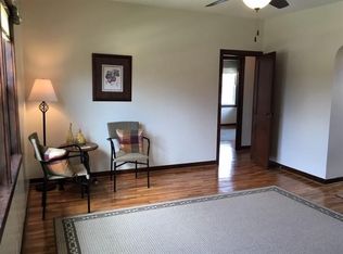 820 Juniper Ave #5, Crete, NE 68333