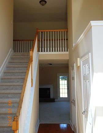Great two story foyer - new carpet and paint throughout