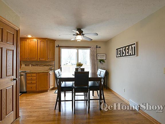 11 x 10 Dining Room