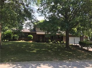 5 Sundew Dr, Belleville, IL 62221