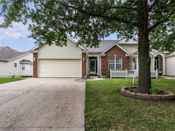 4909 Ashbey Dr, Saint Joseph, MO 64506