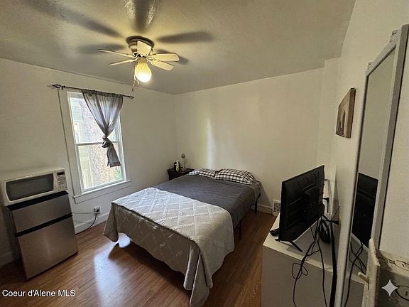 3rd image of 205 E Indiana Ave
