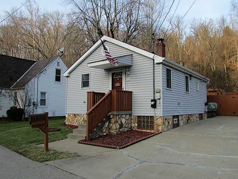 1st image of 2111 Lewis Run Rd