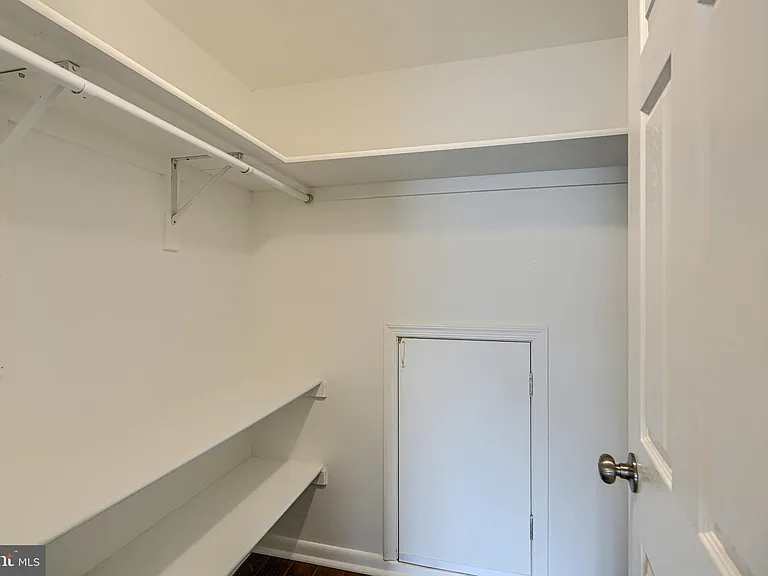 3818 Swift Run Dr — Photo 20