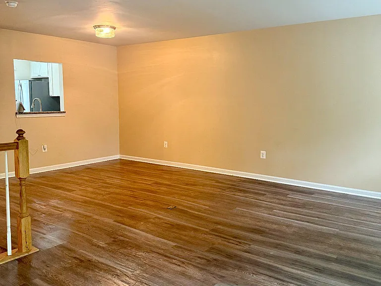 2202 Commissary Cir #208 — Photo 8