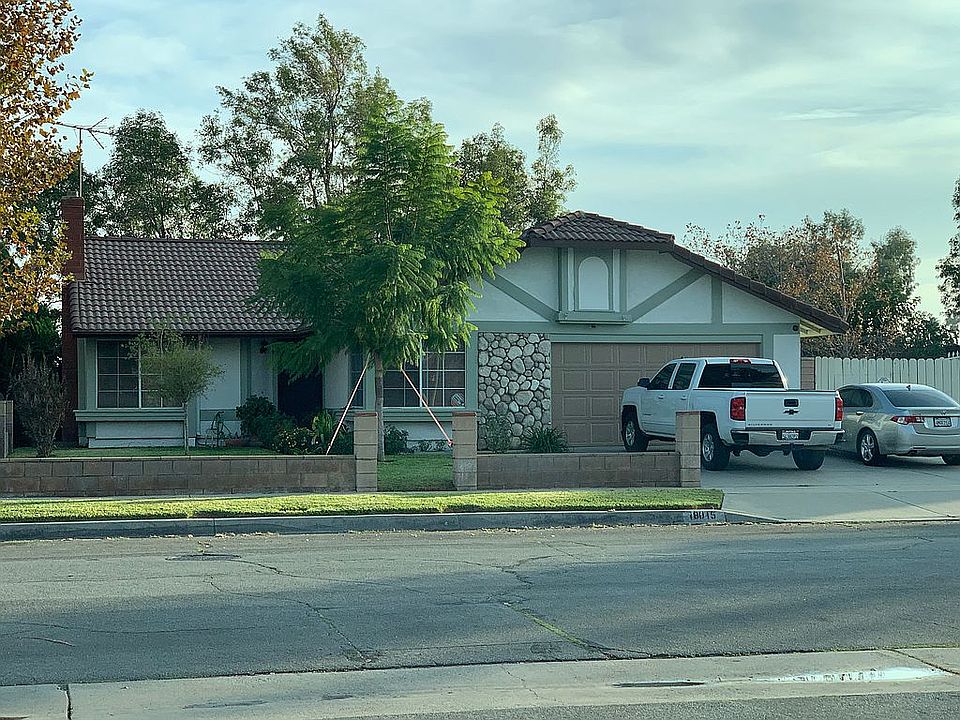 1st image of 18015 Montgomery Ave