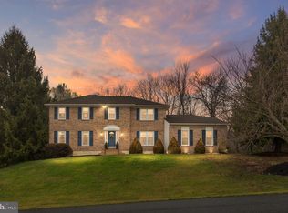 2 Amaranth Dr, Newark, DE 19711