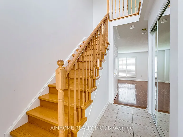 340 Kittridge Rd — Photo 15