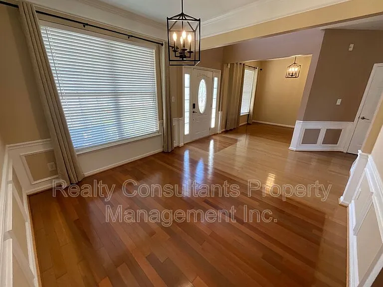 1481 Cantwell Ct — Photo 14