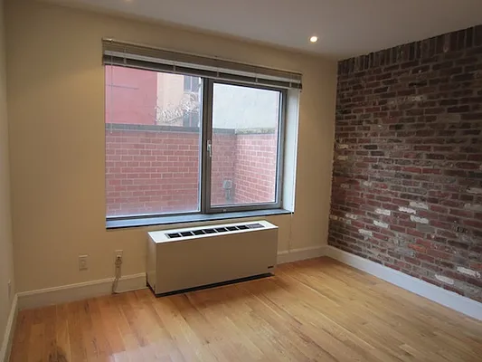 Rented by Mirador Real Estate | media 11