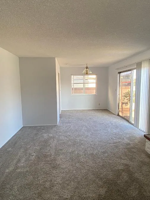 4 bed, 1853 sqft, $4,980 — Photo 2