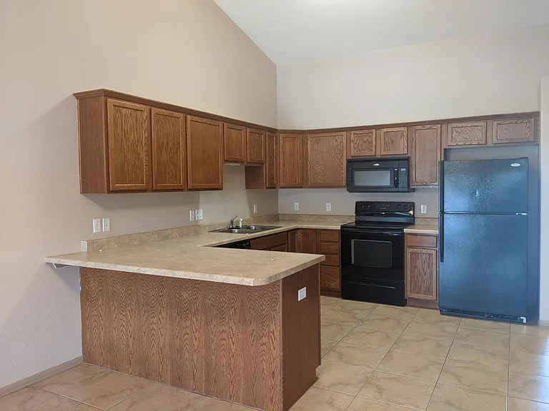 332 Howard Fork Ave — Photo 4