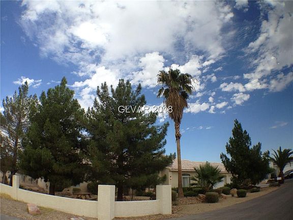 4th image of 102 E Mesa Verde Ln