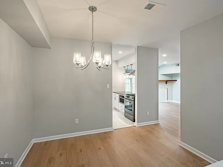 9 Oak Leaf Ln — Photo 6