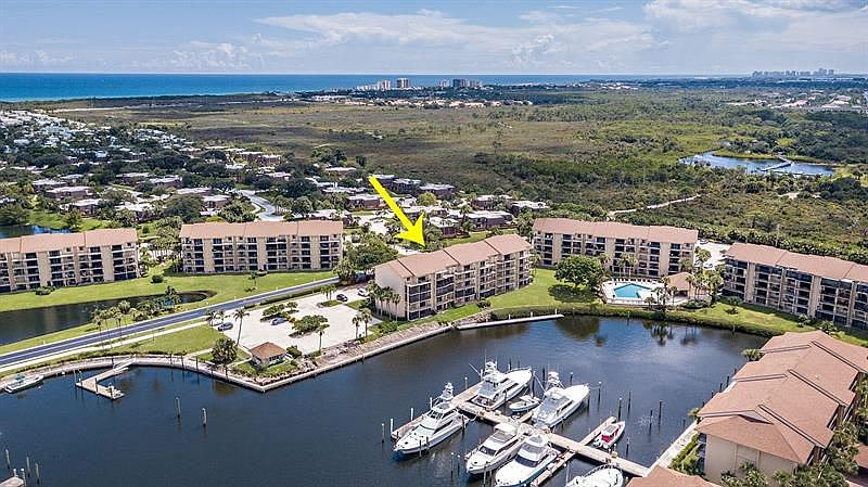 1st image of 1301 Seafarer Cir APT 504